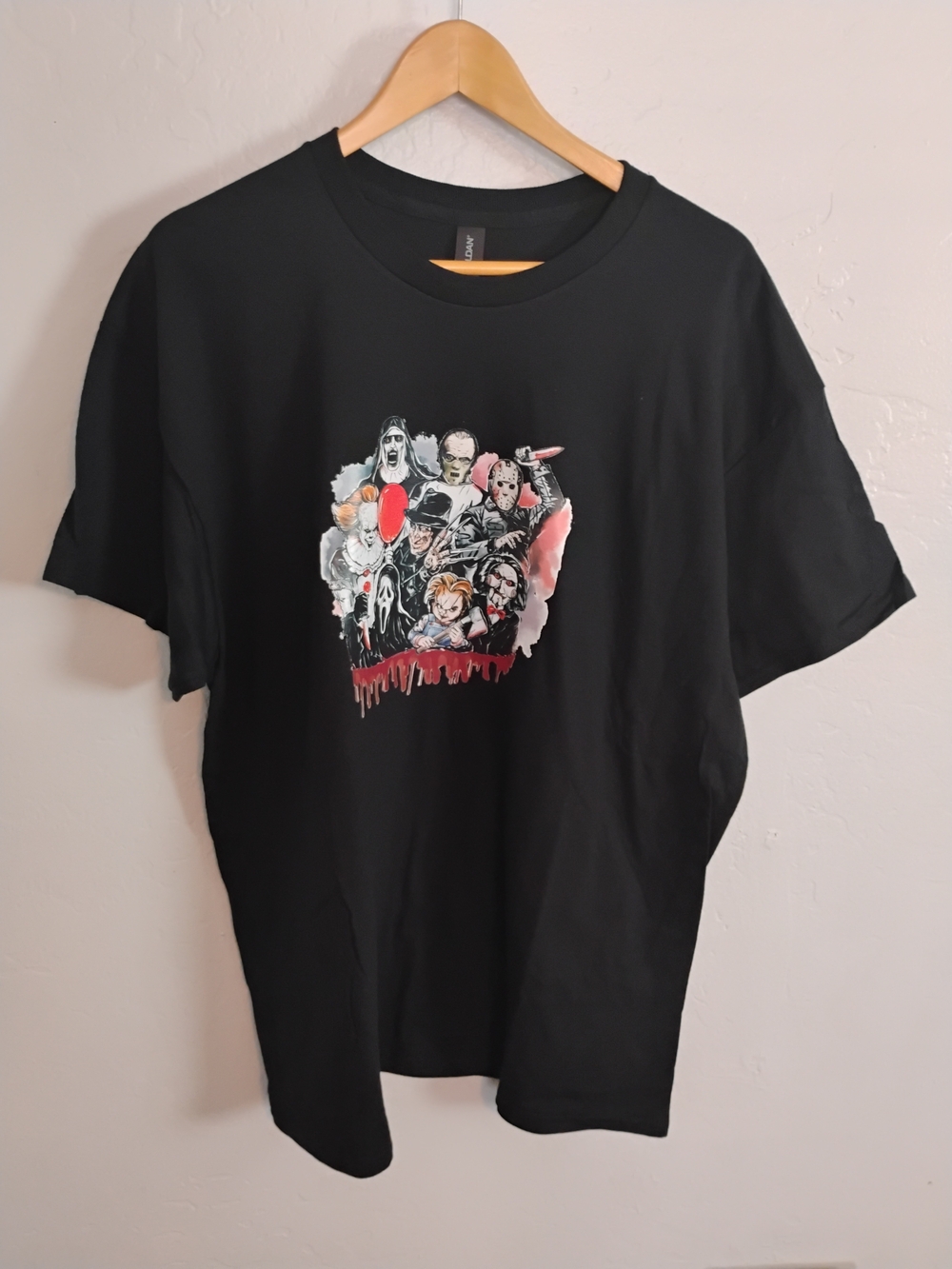 Gildan Black Short-Sleeve Horror Characters Graphic Tee Size XL